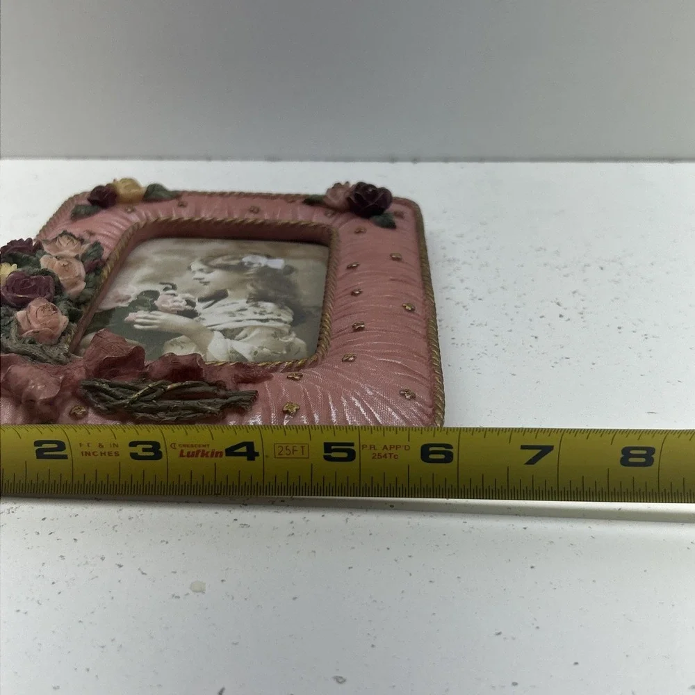 Vintage Pink Resin 3D Floral‎ Rose Picture Frame 3.5x5 Unbranded Décor